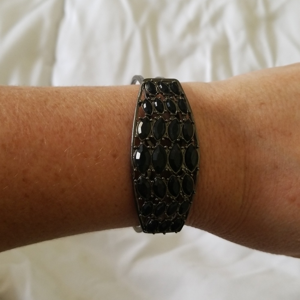 Black cuff
